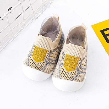 Siateczkowe buciki niemowlęce do nauki chodzenia z antypoślizgową podeszwą